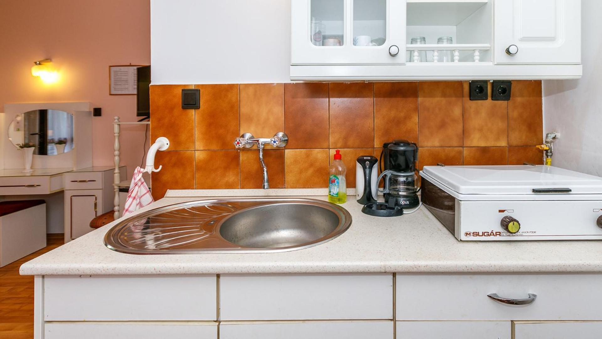 Steinhaus Bed & Breakfast Кестхей Экстерьер фото