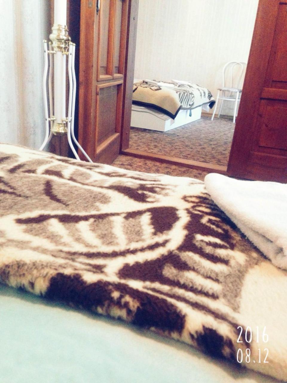 Steinhaus Bed & Breakfast Кестхей Экстерьер фото